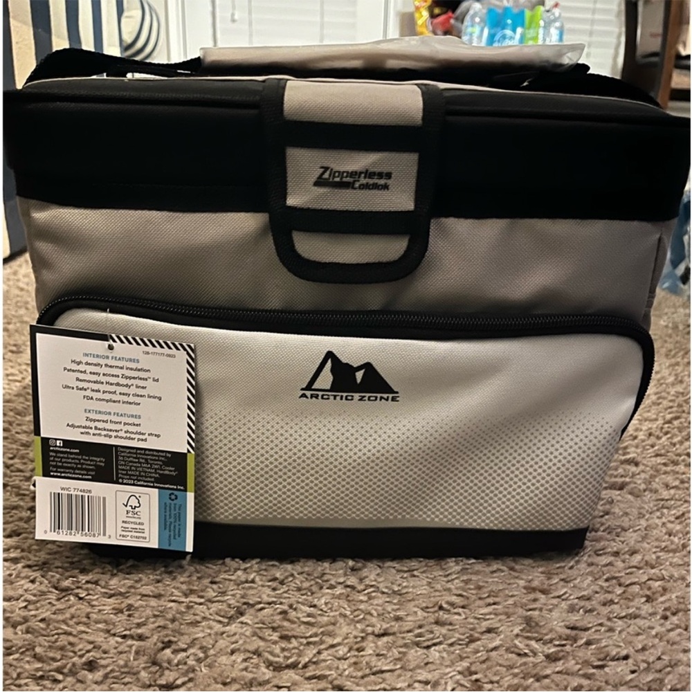 Artic Zipperless cooler